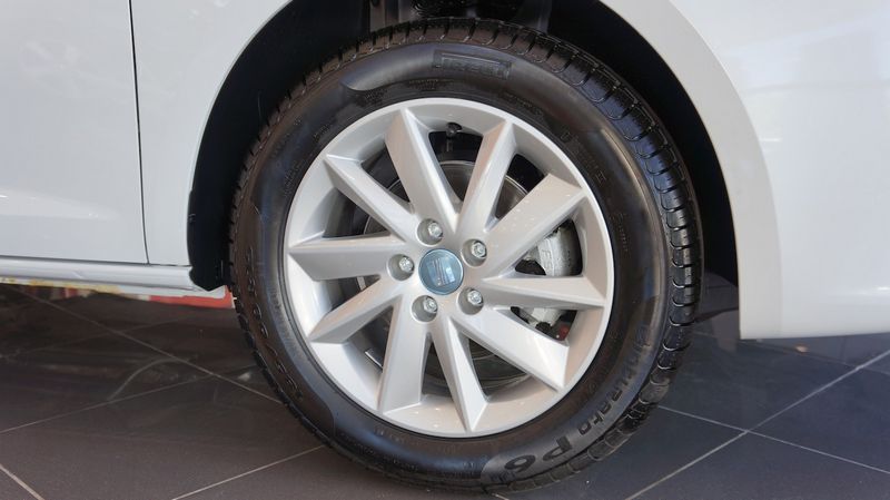 Seat Ibiza chez ENNAKL