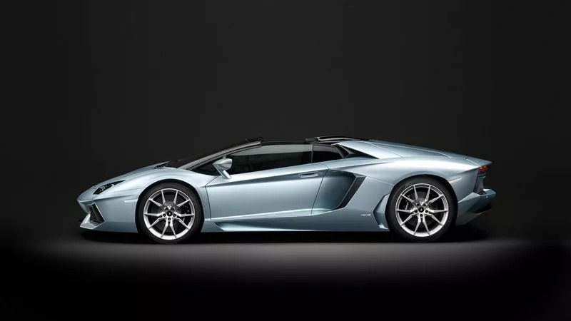 Lamborghini Aventador LP700-4 Roadster
