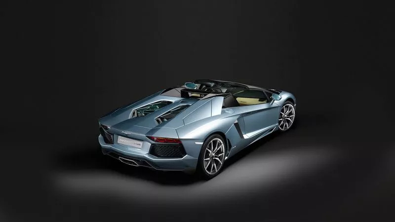Lamborghini Aventador LP700-4 Roadster