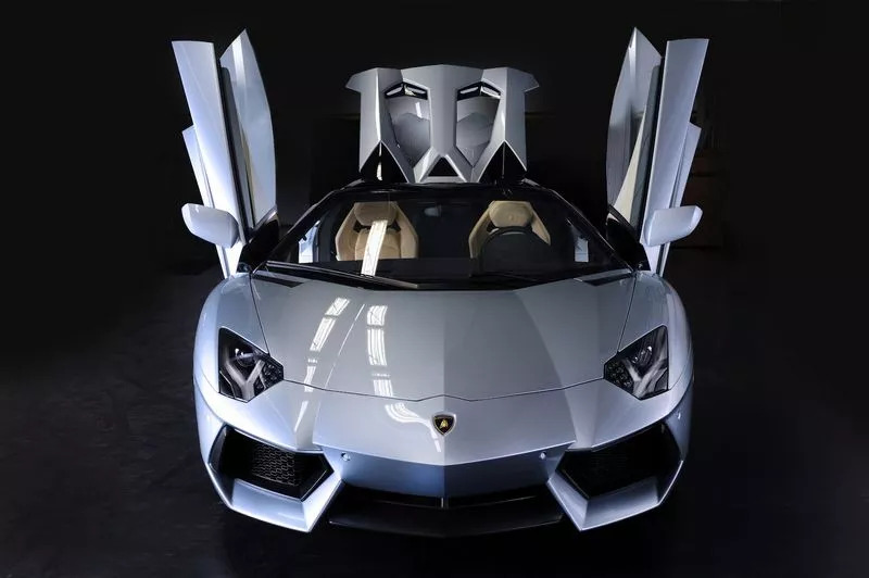 Lamborghini Aventador LP700-4 Roadster