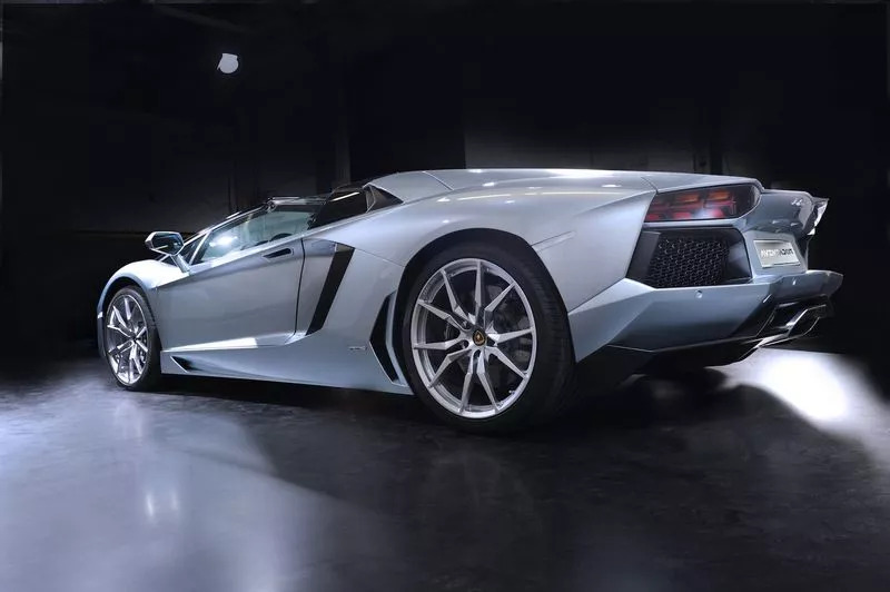 Lamborghini Aventador LP700-4 Roadster