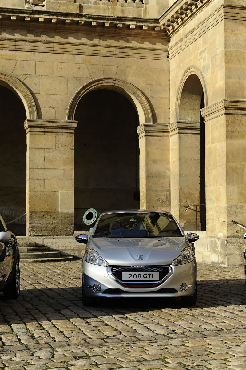 Plus belle voiture de l'année 2012
