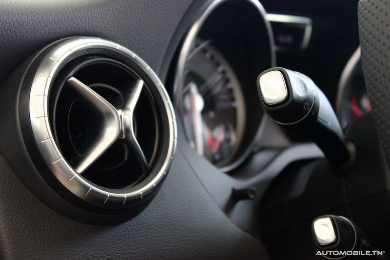 Mercedes-Benz CLA - Le Moteur