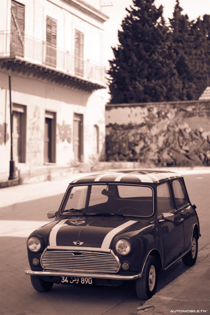 Les voitures historiques au Carthago Film Studio