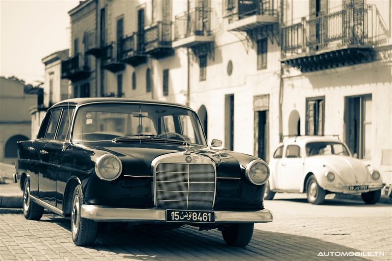 Les voitures historiques au Carthago Film Studio