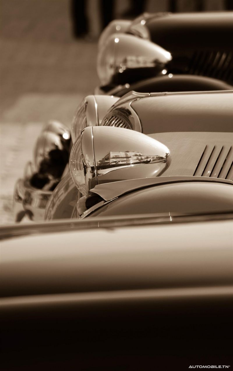 Les voitures historiques au Carthago Film Studio