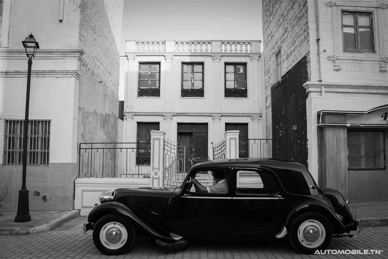 Les voitures historiques au Carthago Film Studio