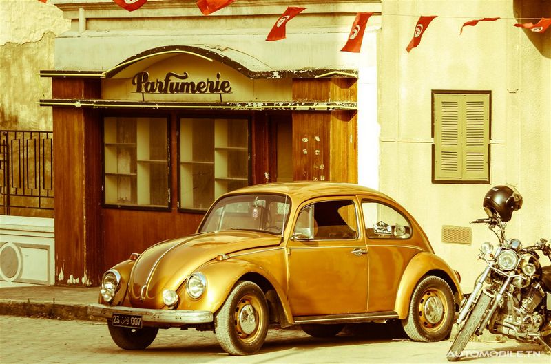 Les voitures historiques au Carthago Film Studio