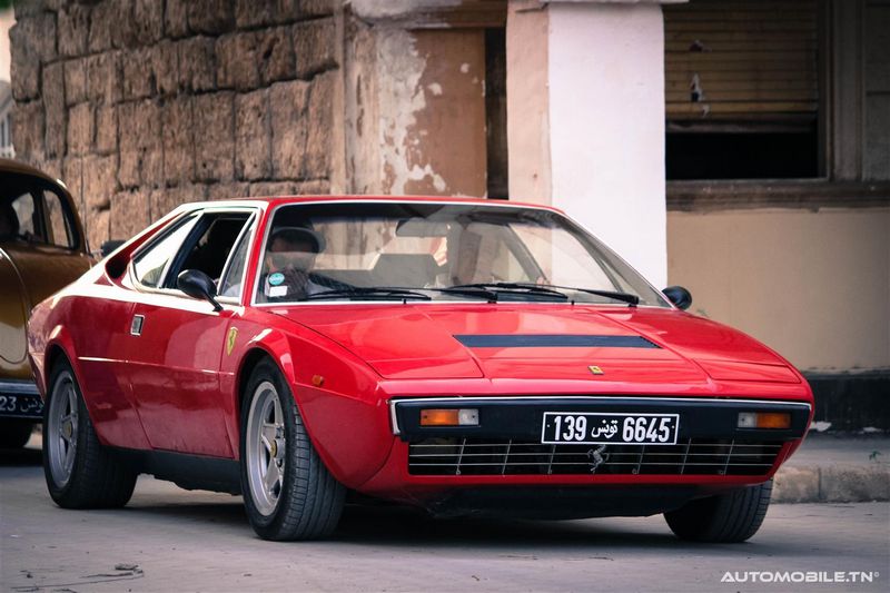 Les voitures historiques au Carthago Film Studio