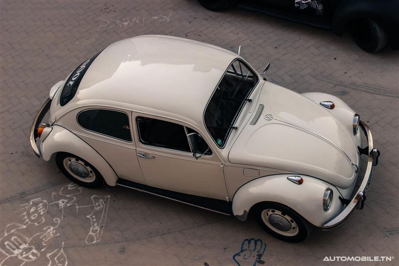 Les voitures historiques au Carthago Film Studio