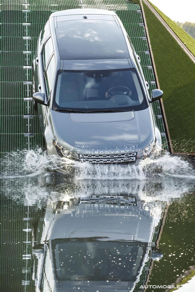 Arrivee du Nouveau Discovery Sport dans un style tres British