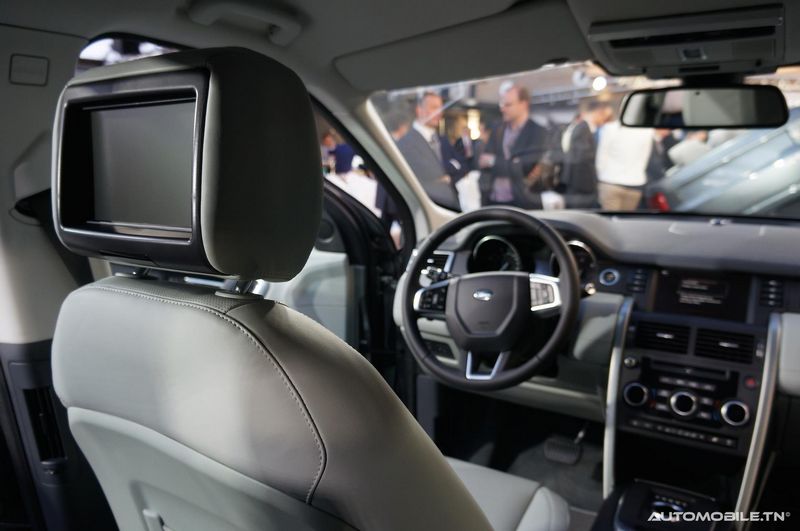 Arrivee du Nouveau Discovery Sport dans un style tres British