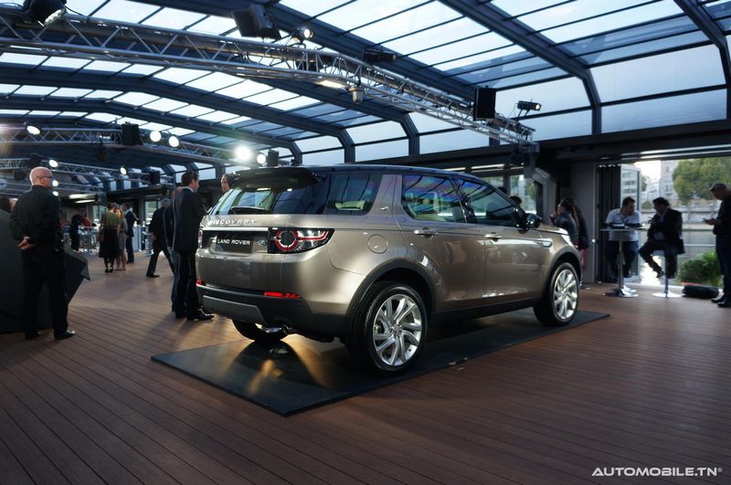 Arrivee du Nouveau Discovery Sport dans un style tres British