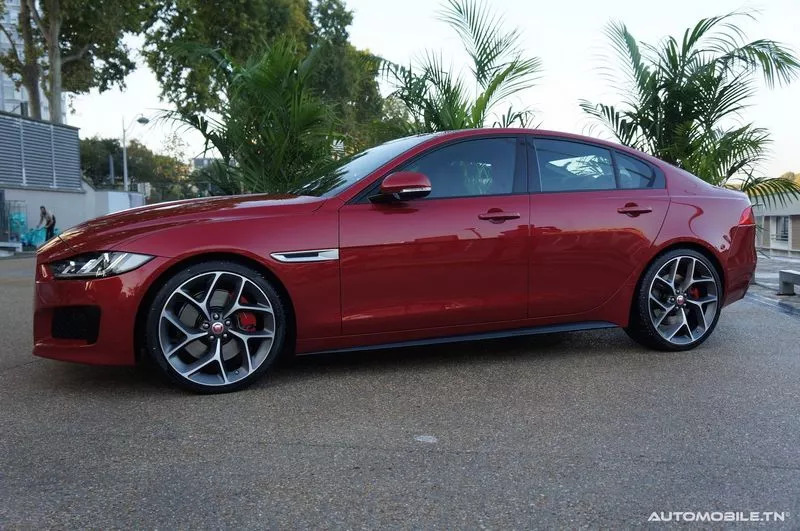 Jaguar XE - Mondial de l automobile 2014