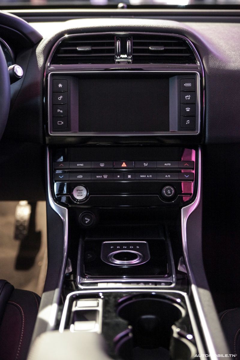 Nouvelles Jaguar XE et XF chez Alpha International