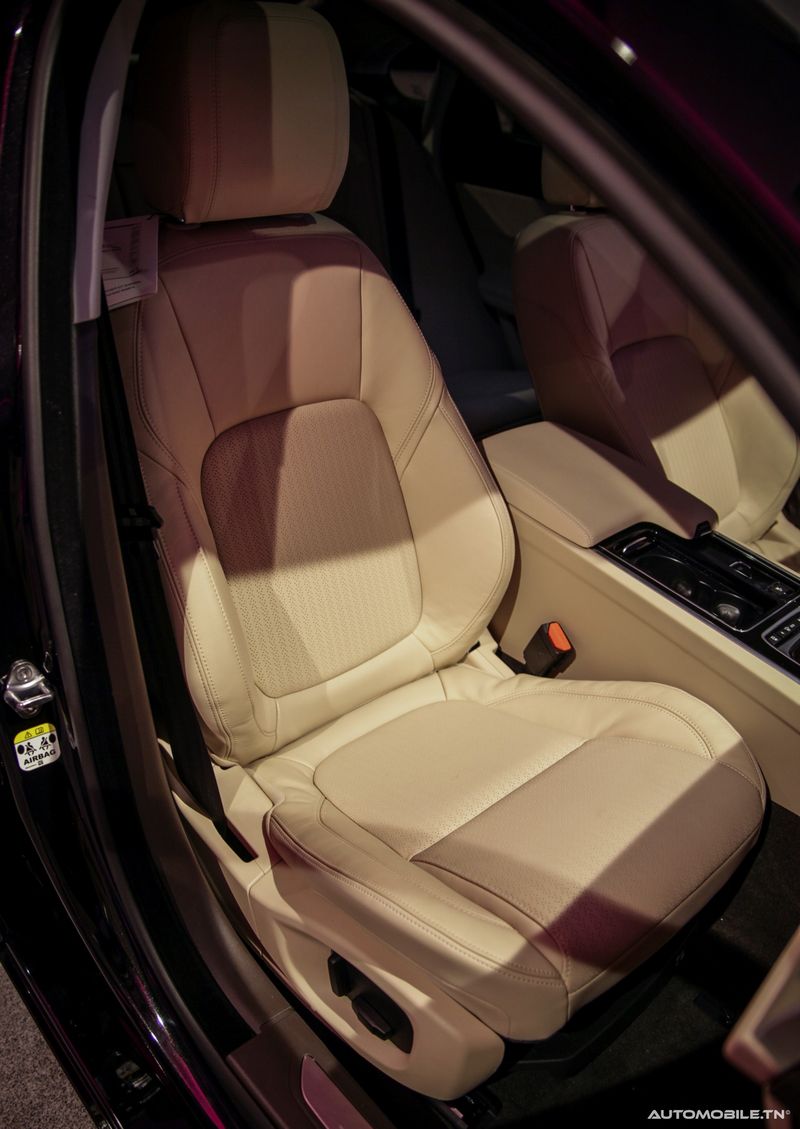 Nouvelles Jaguar XE et XF chez Alpha International