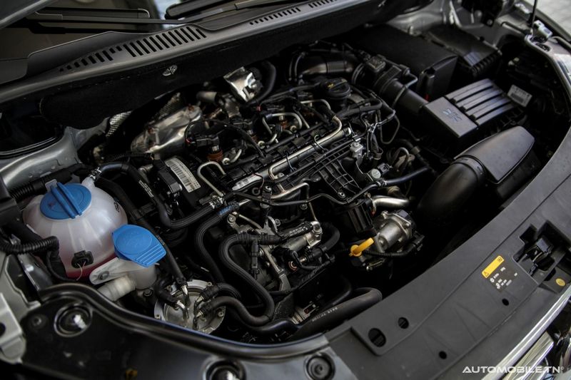 Volkswagen Caddy Highline - Ennakl Automobiles