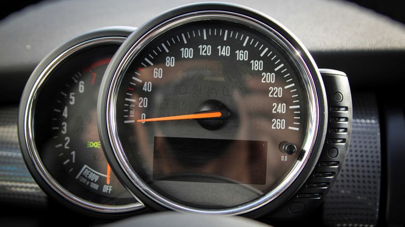 Les MINI 3 et 5 portes à Sidi Bou Saïd