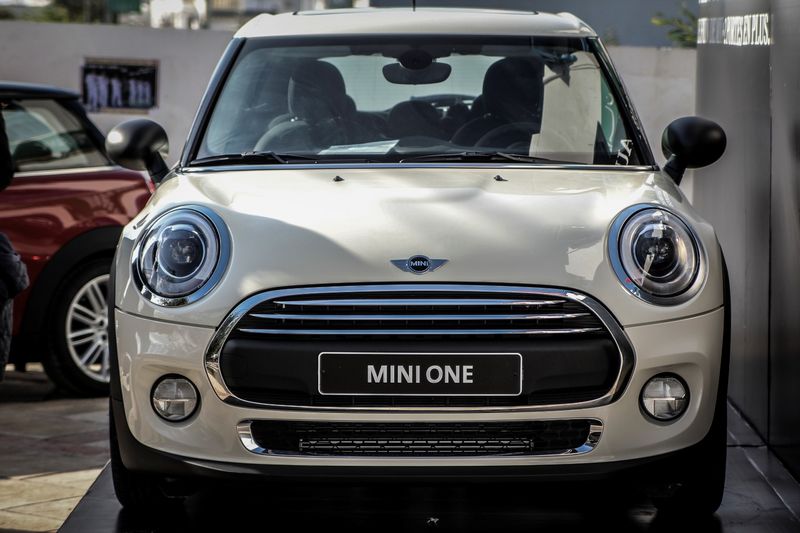 Les MINI 3 et 5 portes à Sidi Bou Saïd