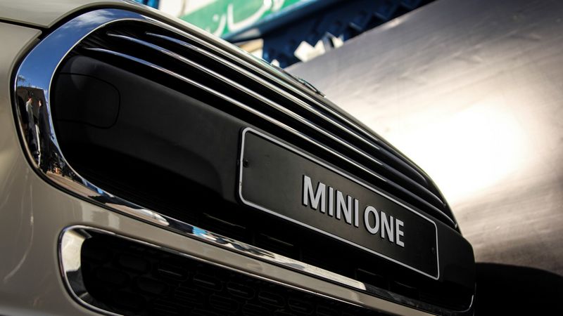 Les MINI 3 et 5 portes à Sidi Bou Saïd