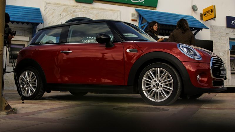 Les MINI 3 et 5 portes à Sidi Bou Saïd