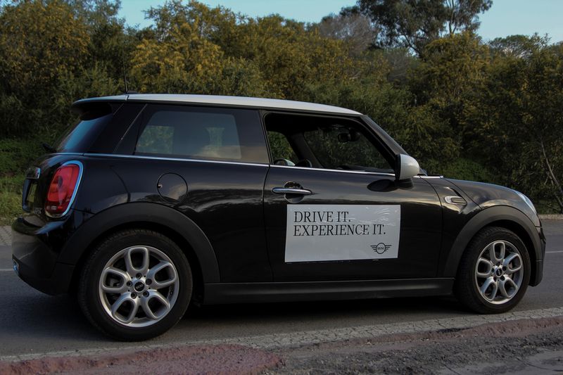 Les MINI 3 et 5 portes à Sidi Bou Saïd