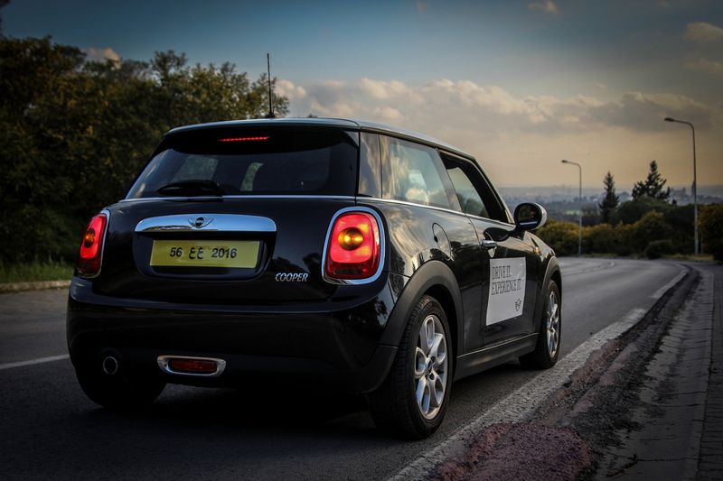 Les MINI 3 et 5 portes à Sidi Bou Saïd