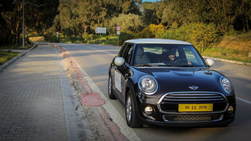 Les MINI 3 et 5 portes à Sidi Bou Saïd