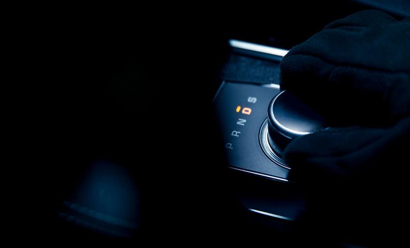 Lancement spectaculaire de la Jaguar F-Pace - Burj Khalifa - Dubai 