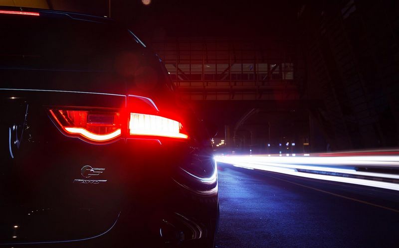 Lancement spectaculaire de la Jaguar F-Pace - Burj Khalifa - Dubai 