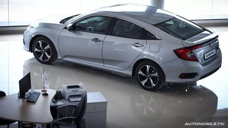 Nouvelle Honda Civic Sedan RS chez JMC - Civic RS