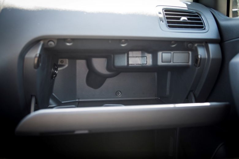Volkswagen Polo Populaire - Ennakl