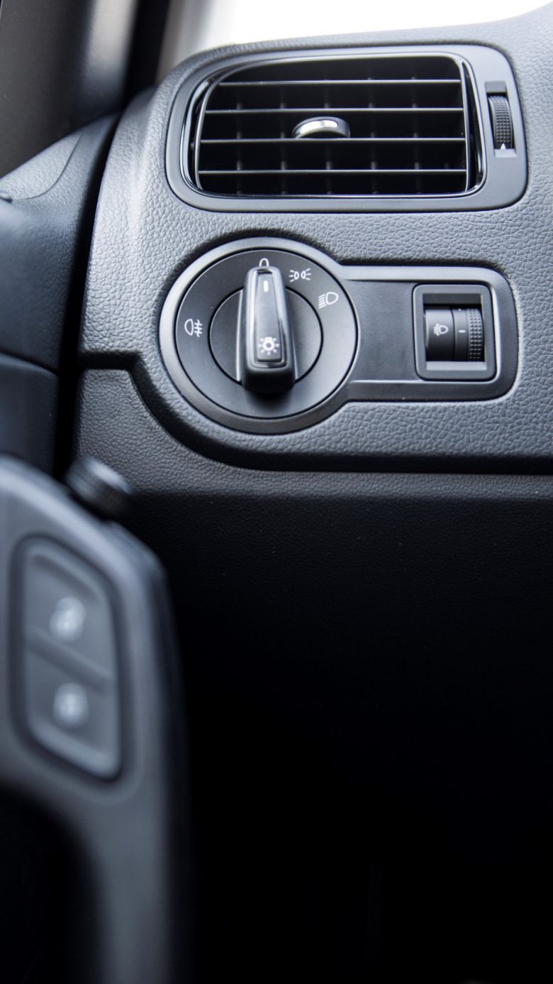 Volkswagen Polo Populaire - Ennakl