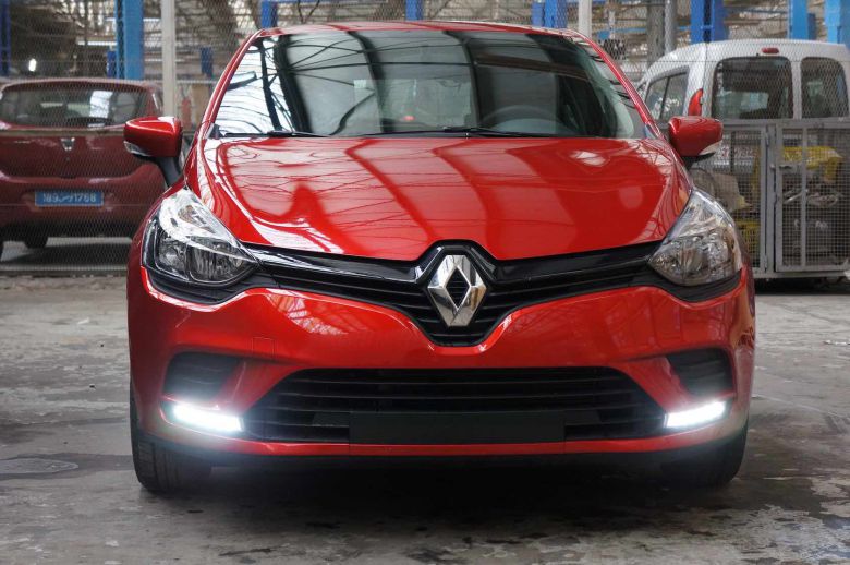 Prix Renault Clio Populaire 1 2 L Neuve 26 935 Dt