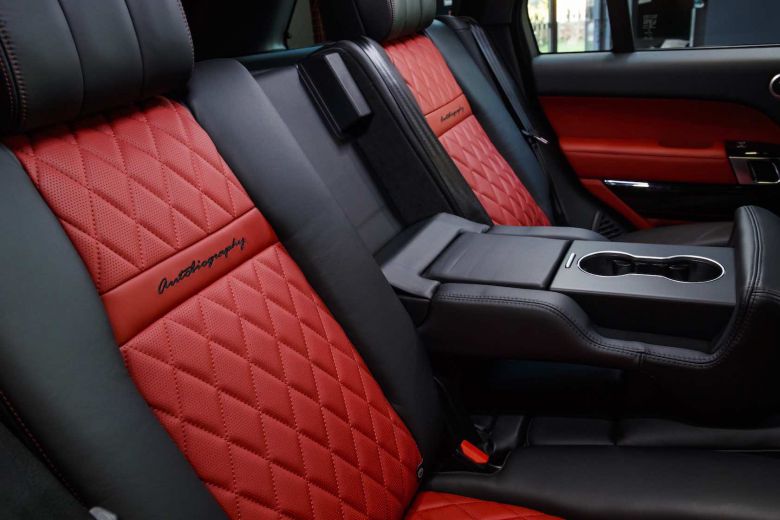 Range Rover SVAutobiography et Zenith El Primero Chronograph