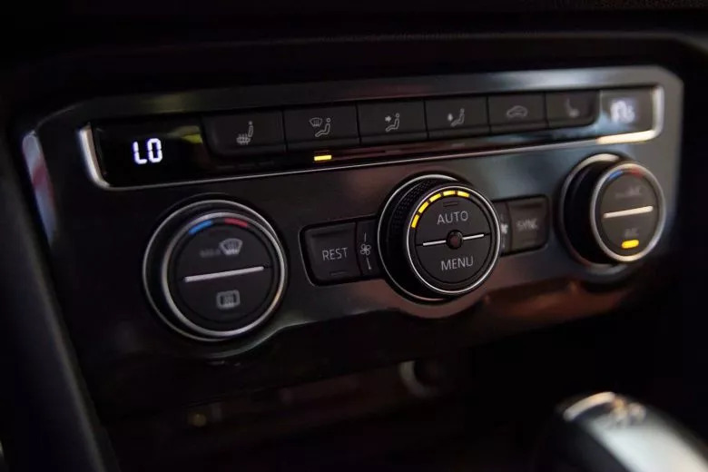 Volkswagen Tiguan Highline - Ennakl Automobiles