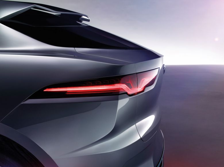 Jaguar i-Pace, un crossover éléctrique pour 2018