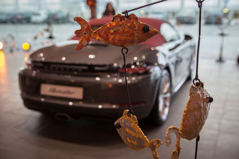 Porsche Tunisie accueille l'expo «Osons le Fer»