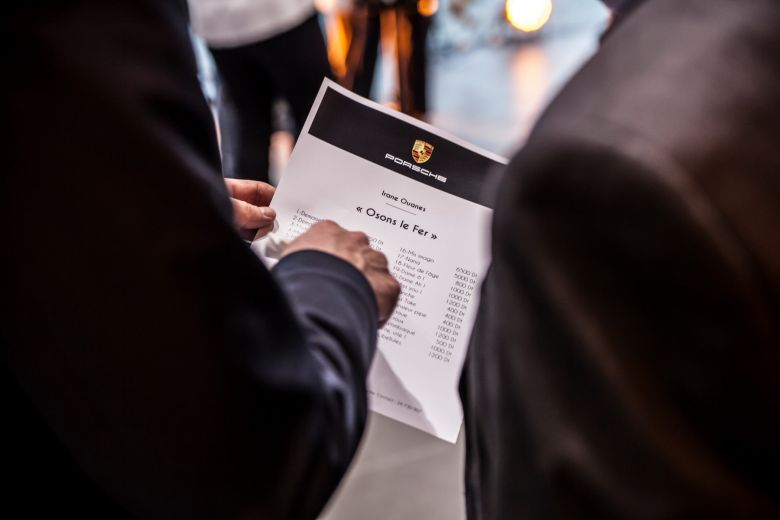 Porsche Tunisie accueille l'expo «Osons le Fer»