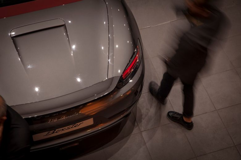 Porsche Tunisie accueille l'expo «Osons le Fer»