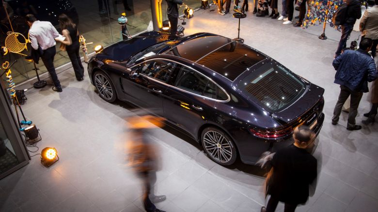 Porsche Tunisie accueille l'expo «Osons le Fer»