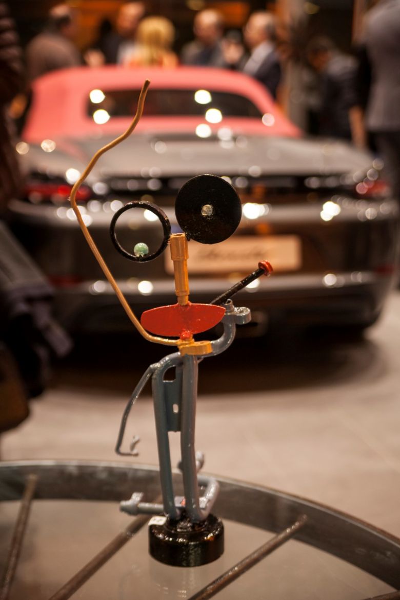 Porsche Tunisie accueille l'expo «Osons le Fer»