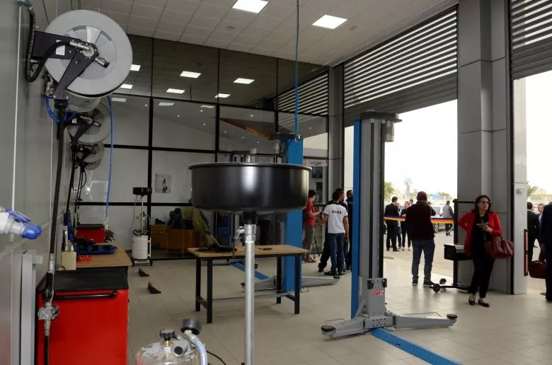 Premier atelier Volkswagen Express Service en partenariat avec Shell