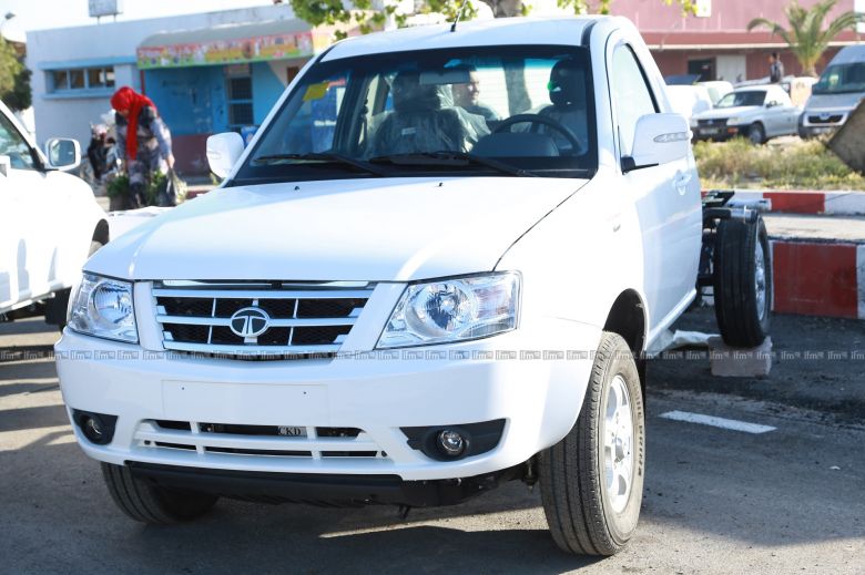 Tata Motors au marché de Gros Bir El Kassaa