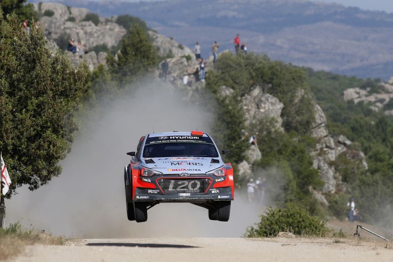 Rallye dItalie, Hyundai termine sur le podium