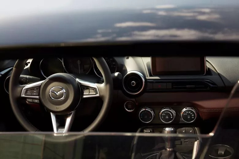 Mazda MX-5 RF 2017 - Economic Auto