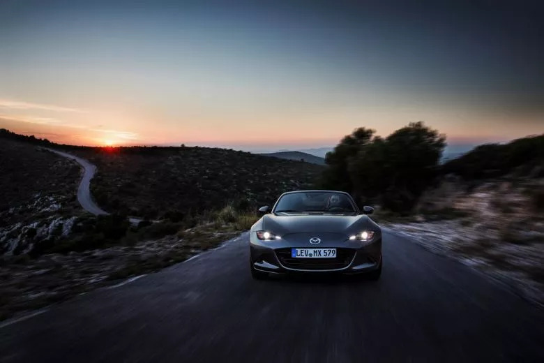 Mazda MX-5 RF 2017 - Economic Auto