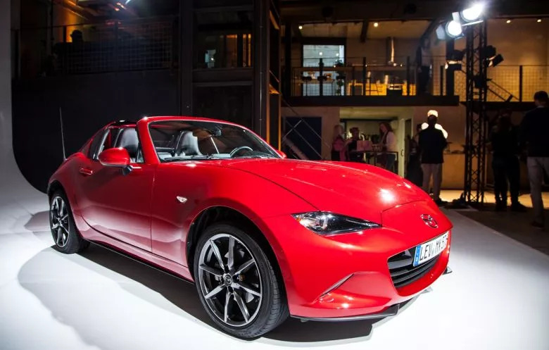 Mazda MX-5 RF - Economic Auto