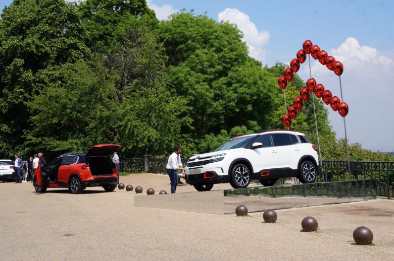 Citroën présente son SUV C5 Aircross à Paris
