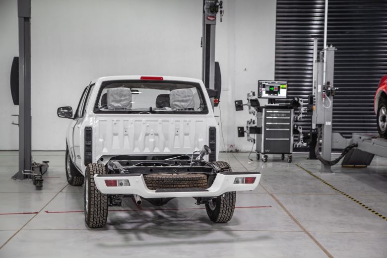 STAFIM et le Groupe PSA démarrent la production du PEUGEOT Pick Up en Tunisie